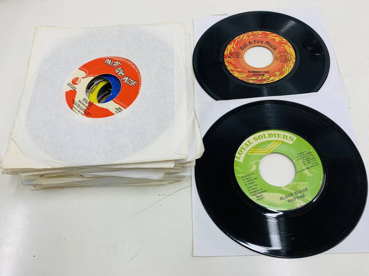 ☆【レゲエ】Black Shade Rhythm　他30枚 7インチレコード　＜中古＞16