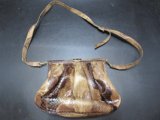 COLOMBETTI　コロンベッティ　蛇革　レディース　ショルダーバッグ　MILANO