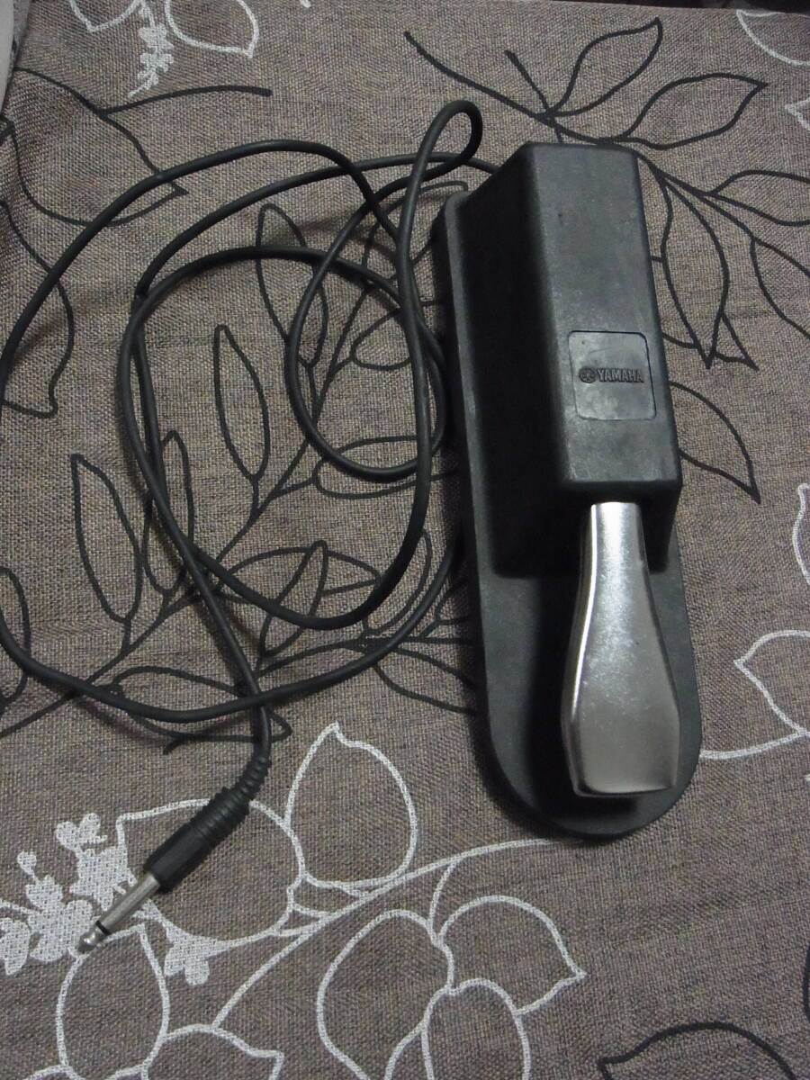 YAMAHA　ヤマハ　FC4　サスティンペダル フットスイッチ 動作確認済　日本製