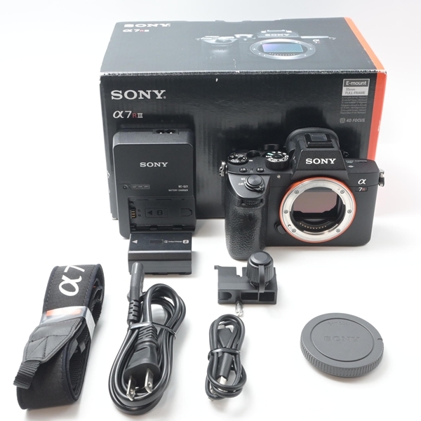 ソニー SONY α7RIII ボディ ILCE-7RM3