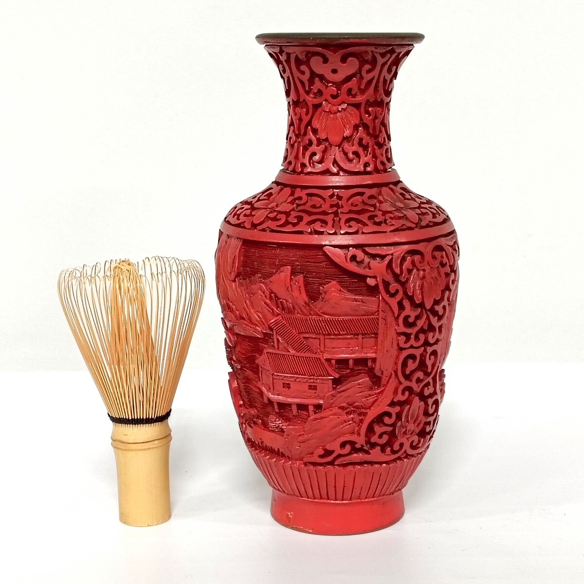 【A4796】時代堆朱 花瓶 唐草花風景細密彫刻花瓶 七宝 花器 花入 茶道具 漆器 唐物 中国美術 高さ約20cm 総重量約452.5g 傷か