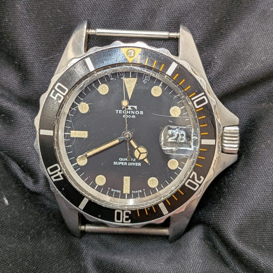 テクノス QUARTZ SUPER DIVER 12780.24 稼働品 (北4651)