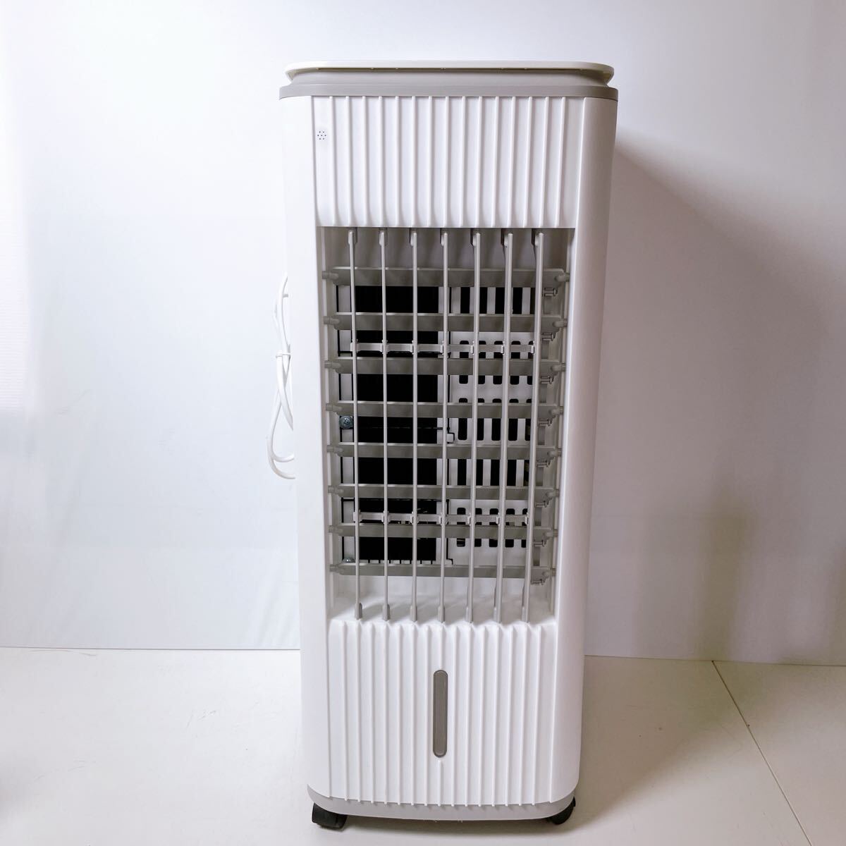 295(中古) 冷風扇　Aironi ポータブル冷風機 ホワイト 冷風機 スリムタイプ 現状品