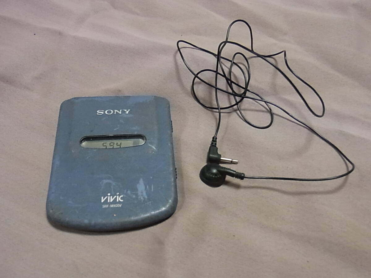 レア　SONY ソニー　VIVIC　薄型　AM/FMポケットラジオ　SRF-M900V 　動作確認済