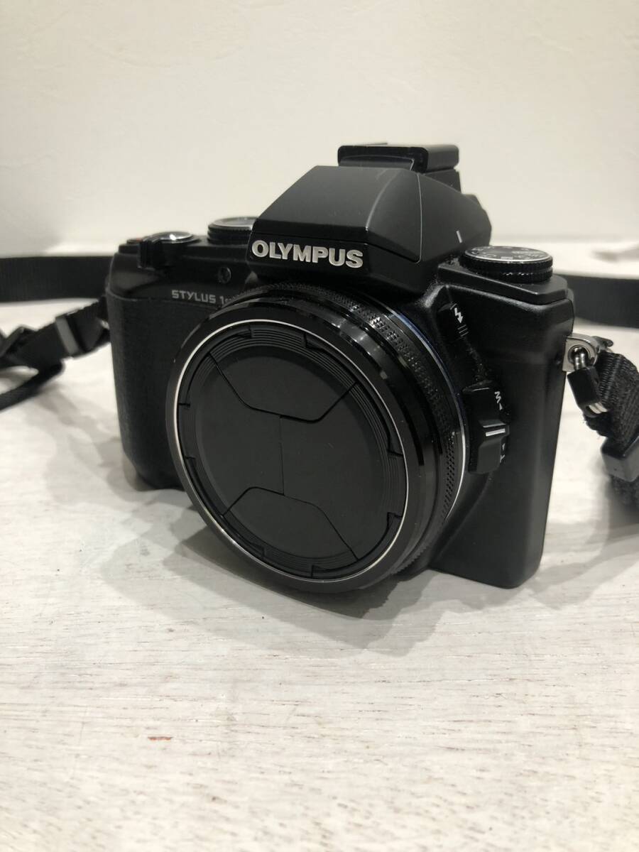 【1円スタート】OLYMPUS オリンパス STYLUS 1s コンパクトデジタルカメラ 光学10.7倍 1200万画素 デジカメ コンデジ 動作未確認