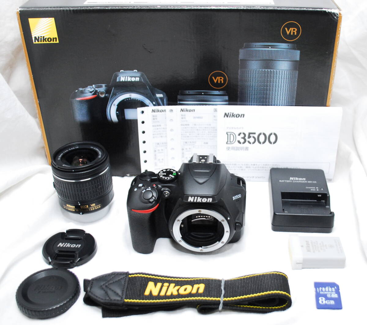 【新品同様の超美品 1495ショット・メーカー保証書等完備 SDカード付き】Nikon ニコン D3500 AF-P 18-55mm VR