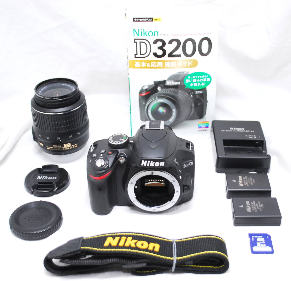 【新品同様の超美品 121ショット・豪華セット】Nikon ニコン D3200 AF-S 18-55mm VR