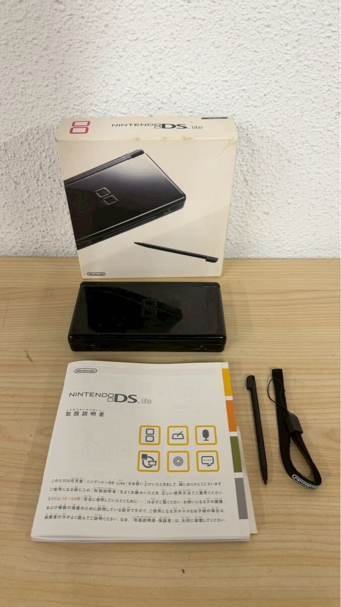 1円～【通電確認及び初期化済み】Nintendo 任天堂 ニンテンドー DS Lite 本体 ブラック 付属品 箱付き 現状保管品