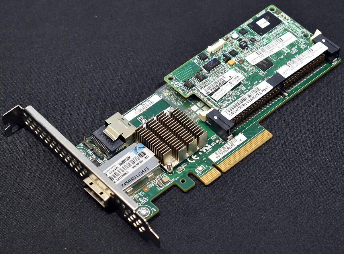 HPE Smartアレイ P222 SAS RAIDコントローラ 6Gb 512MBキャッシュ PCI Express 3.0 x8 631667-B21 (管:RD38