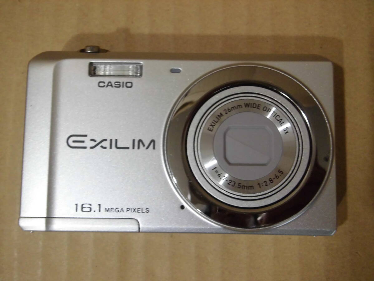 カシオ コンパクト デジタルカメラ エクシリム EX-ZS6 シルバー　当時物 ⑤ 