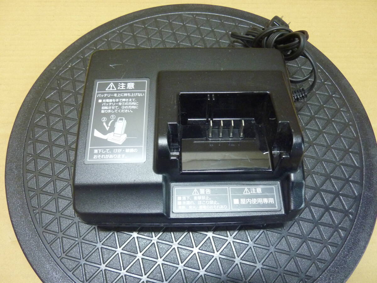 Panasonic NK J069Z1 電動アシスト自転車用バッテリー充電器