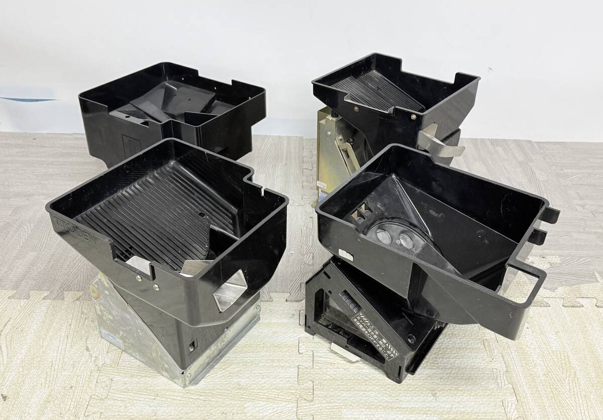 SY3-25 スロット ホッパー 4点まとめ 110P / CH-950-Y / JSH-777C / ARUZE メダルホッパー パチスロ パーツ 部品取り 現状品