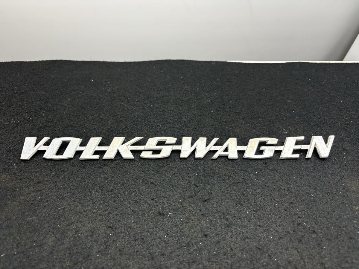 空冷ＶＷ　空冷ワーゲン　タイプ３　ＶＷ純正 VOLKSWAGEN エンブレム　 フォルクスワーゲン　②