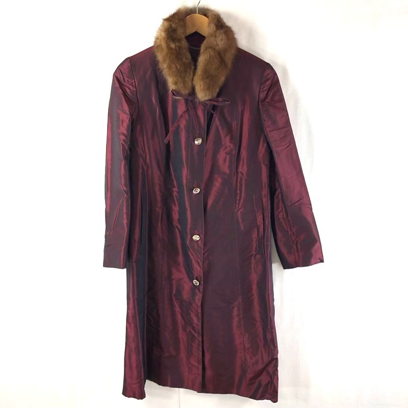 エーシーバング A.C.BANG コート 襟元ファー ロング 薄手 スリット 飾りボタン 赤紫 38サイズ 926044