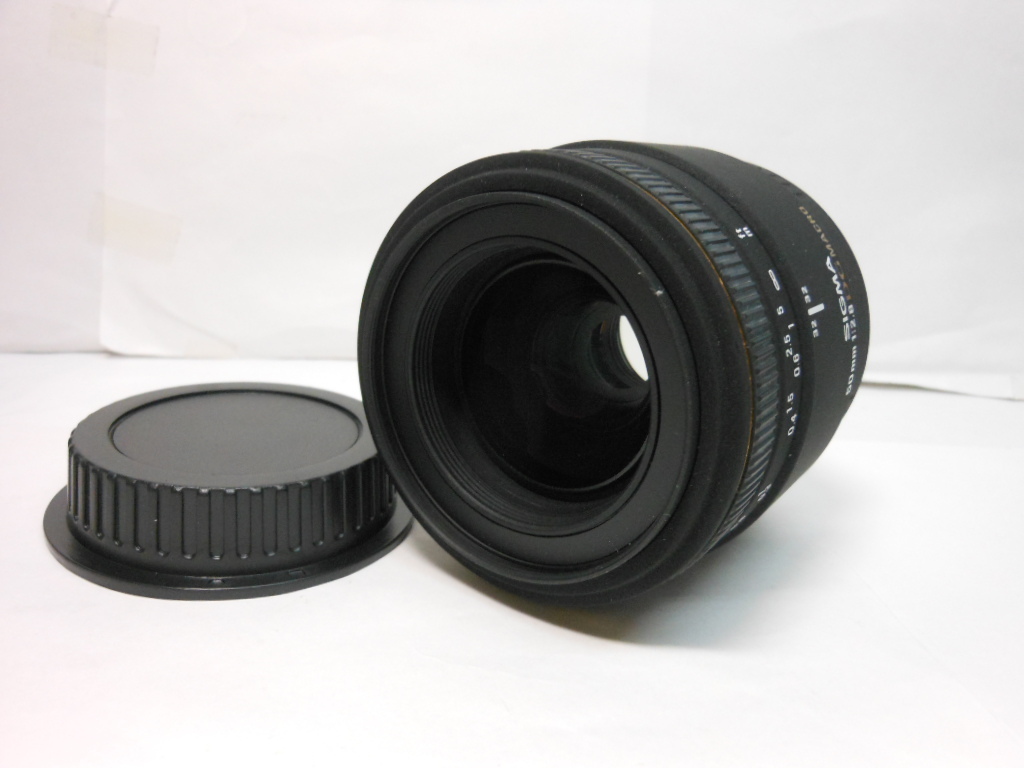 ☆希少外観美品級☆難有り　シグマ　　SIGMA　50mm F2.8　 ＥＸ MACRO 　Canon 　　即日発送