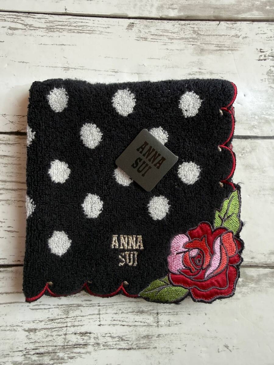 未使用★ANNA SUI /アナスイ★タオルハンカチ　薔薇　刺繍　ドット