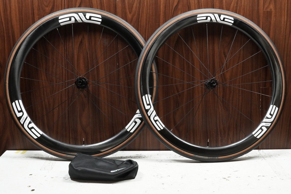 新型モデル! ○ENVE エンヴィー SES 3.4 STRAIGHT SPOKE DISC シマノ11/12s対応 チューブレス フックレス カーボンホイールセット 美品