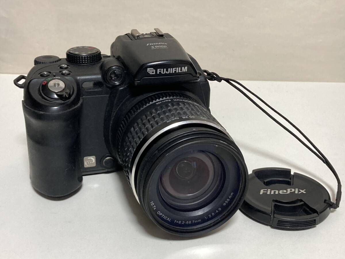 FUJIFILM FinePix S9000 デジタルカメラ 富士フイルム フジフイルム