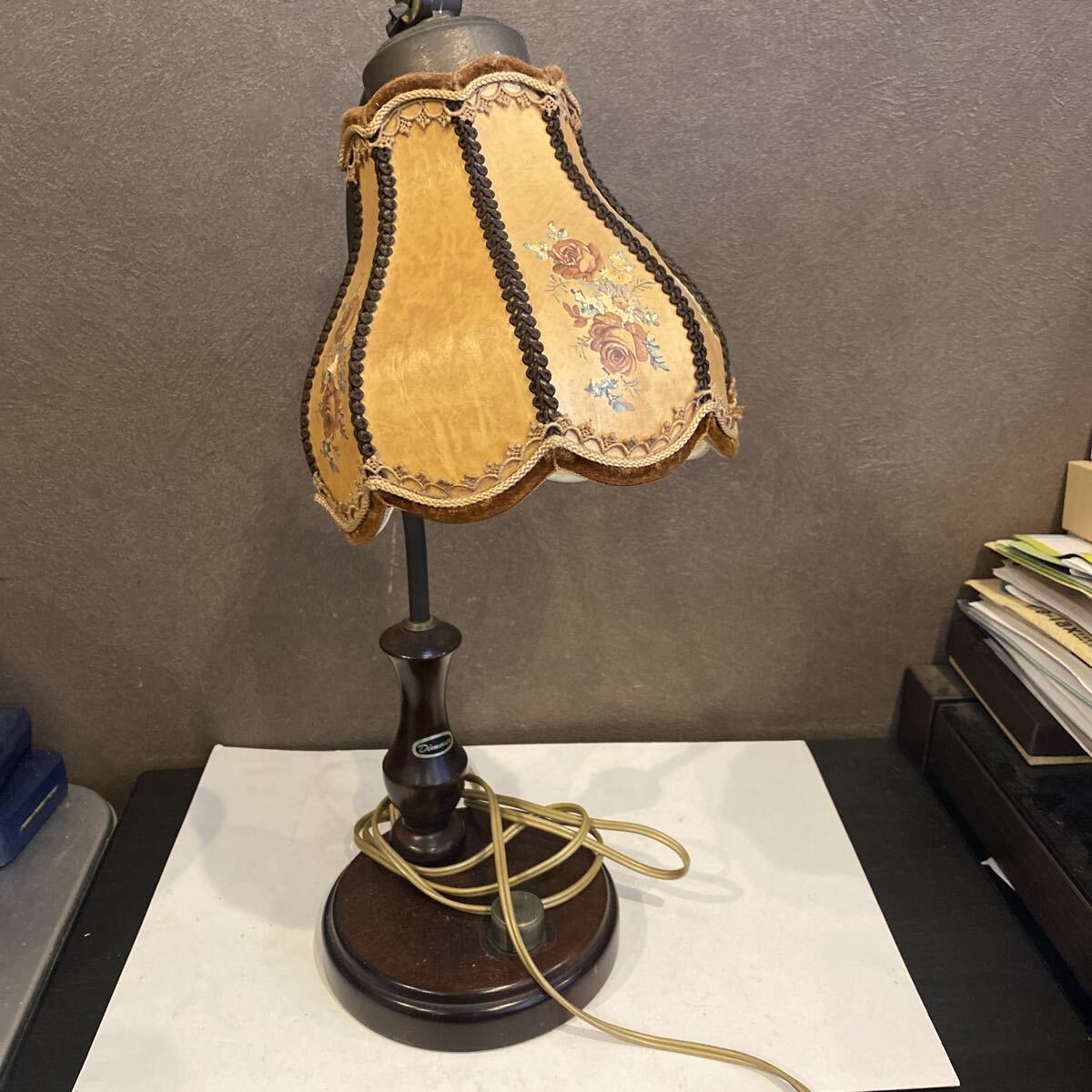 アンティーク 昭和レトロ 新日本照明 テーブルランプ 卓上ランプ ヴィンテージ 花柄 スタンドライト