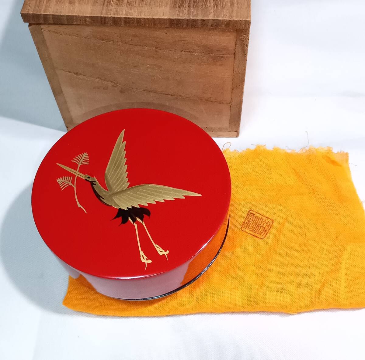 茶道具　加賀山中塗蒔絵師　中村湖彩作　松喰鶴蒔絵甲赤棗　超美品！！
