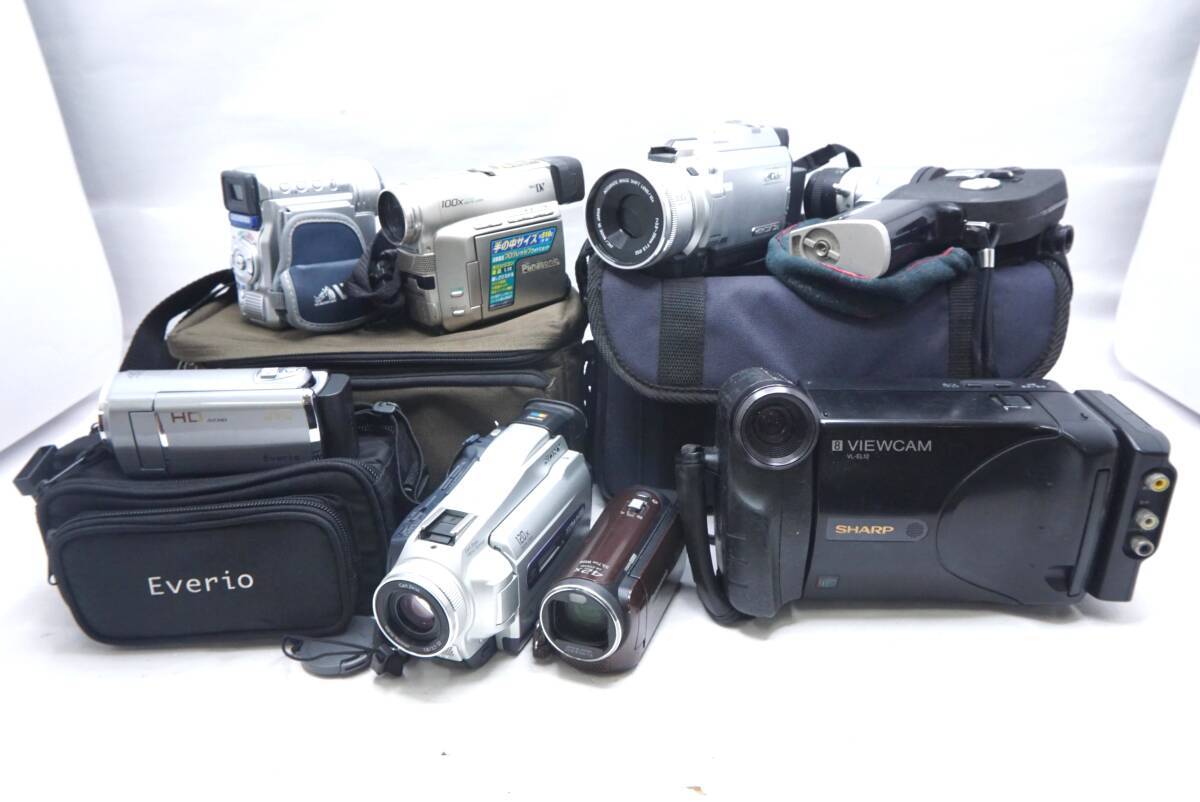 ▽ビデオカメラ まとめ売り 8個 ジャンク品 / SHARP・Panasonic・SONY etc…