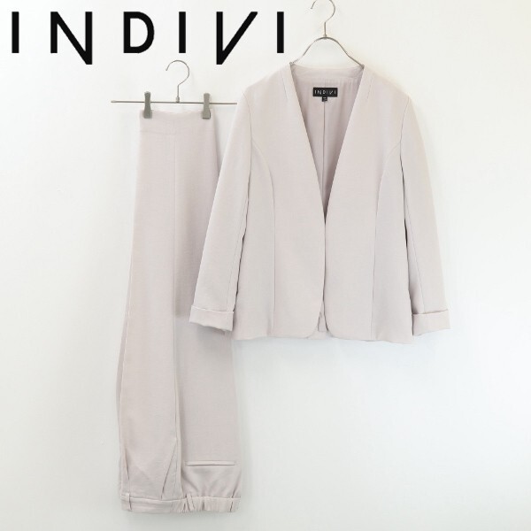 【KB628】美品◆INDIVI インディヴィ カラーレス ジャケット ＆ タック テーパード パンツ スーツ セットアップ ピンクベージュ系 42
