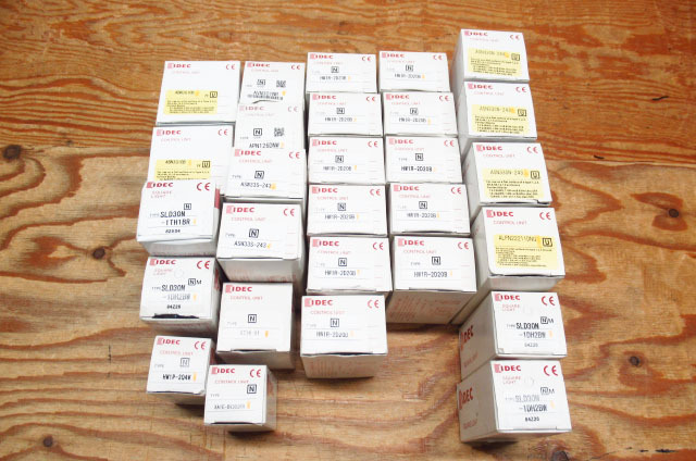 IDECまとめ イデック HW1R-2D20B ASN33SN-243 SLD30N-1DH2BW など 現状品 管理8S0304F-B3
