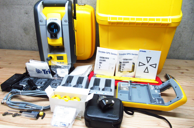 2025年11月18日校正済み 正常動作品 Trimble トリンブル SPS620 自動追尾 トータルステーション オートフォーカス 管理7k1218B-H7