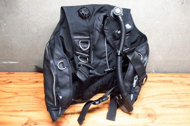 ジャンク mares マレス BCジャケット V1 Mサイズ ダイビング 重機材 管理8S0321A-C6