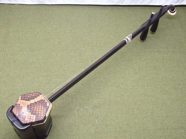 上海二胡 黒檀 蛇皮 全長約81㎝ ケース付き 中国楽器 民族楽器 弦楽器 管理8H0304E-G2