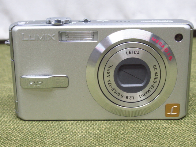 バッテリー欠品 動作未確認 ジャンク品 Panasonic パナソニック LUMIX ルミックス DMC-FX7 コンパクトデジタルカメラ 管理8H0327D-A1