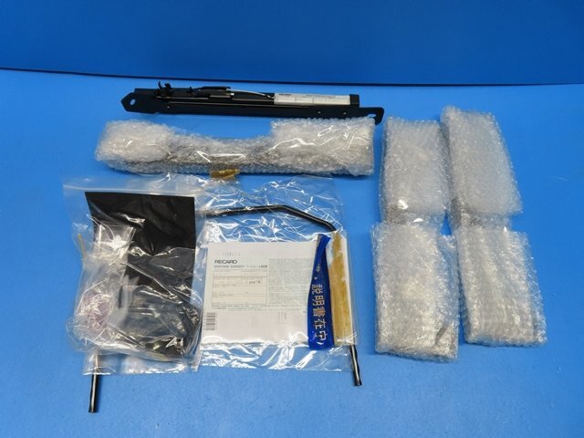 【新品 未使用】 RECARO レカロ ロードスター ND シート レール 左 W00136823 (n016500)