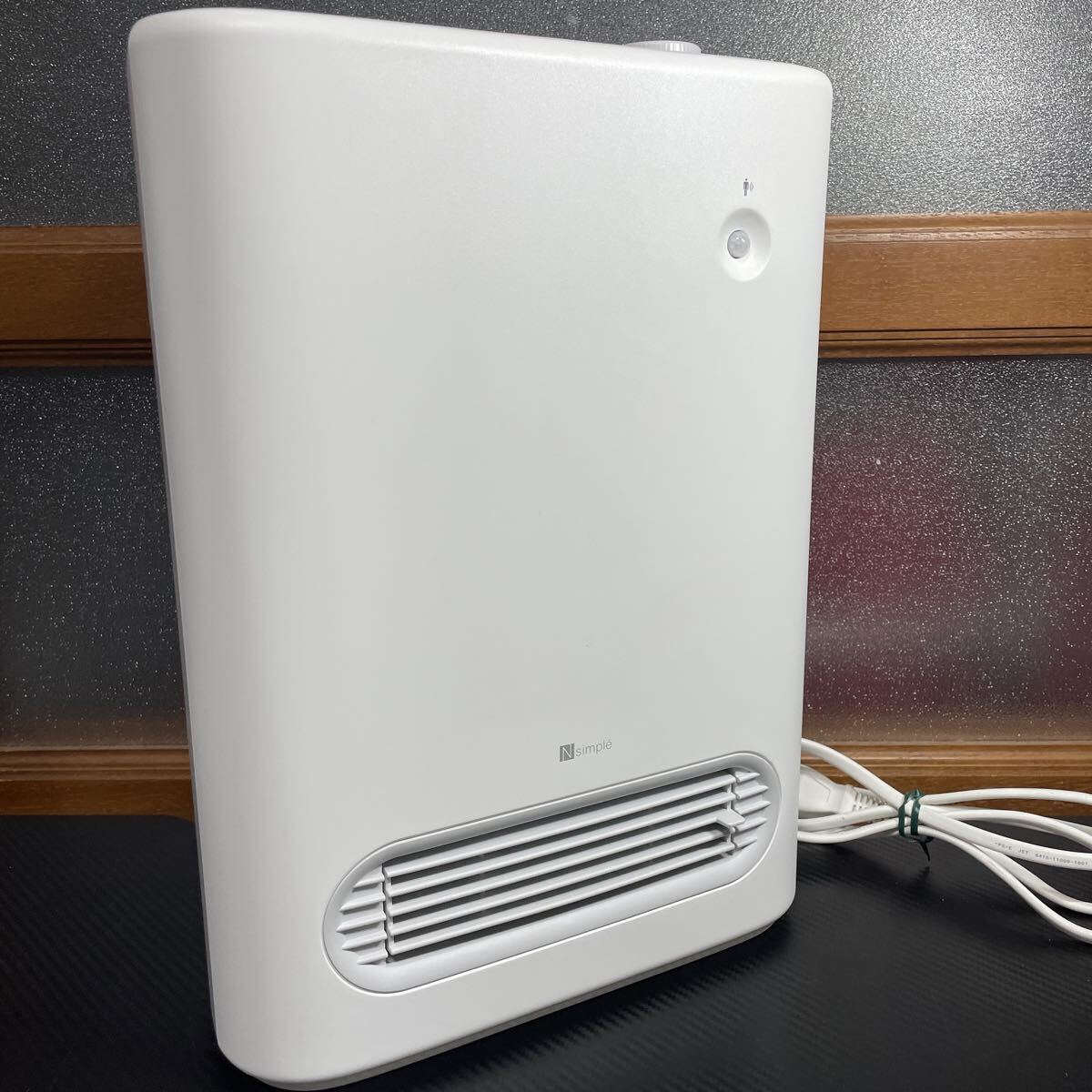 ニトリ EH-N-21822 人感セラミックファンヒーターNN セラミックファンヒーター 人感センサー付 2022年製 ホワイト