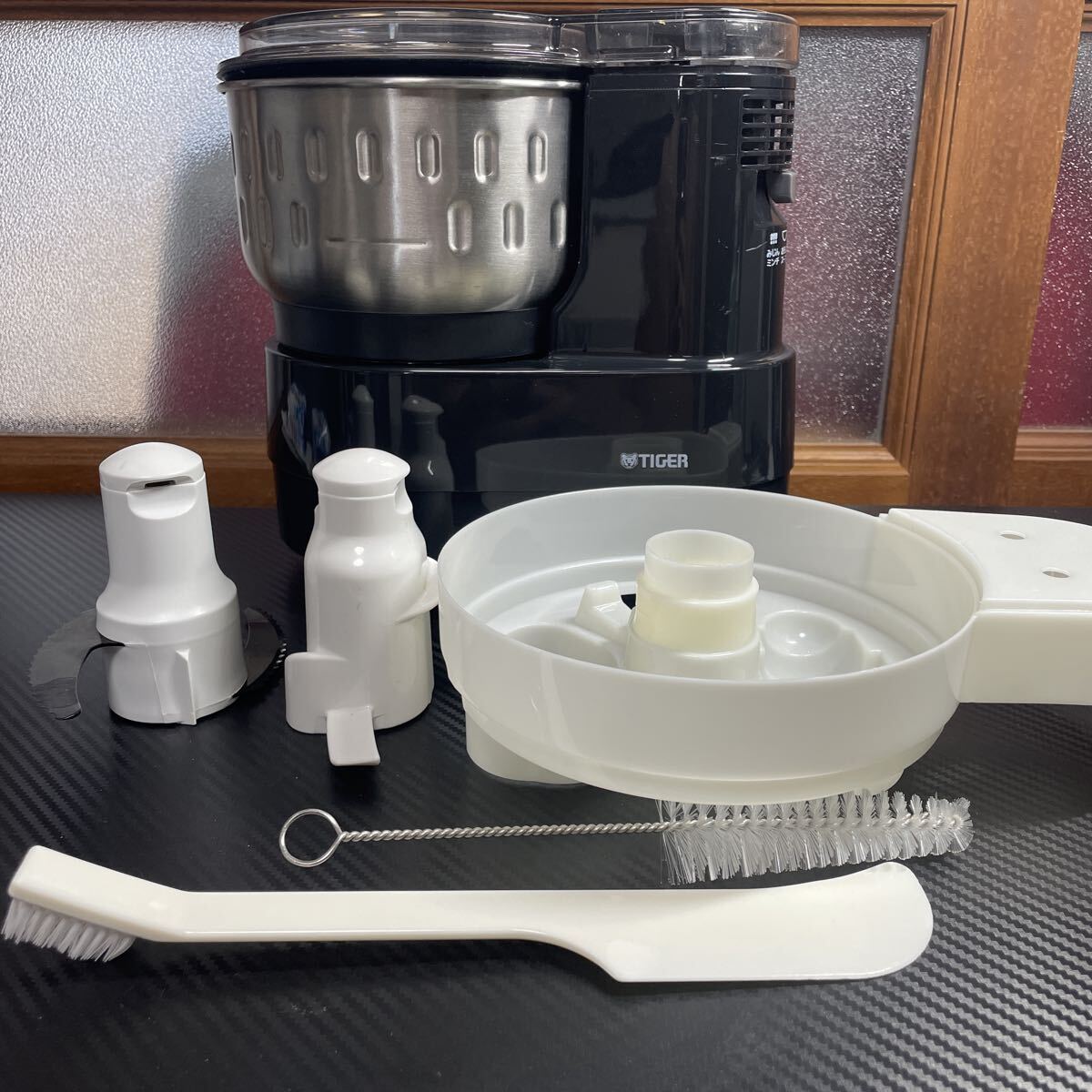 TIGER タイガー マイコンフードプロセッサー SKF-H100 2020年製 動作確認済み フードプロセッサー　ブラック