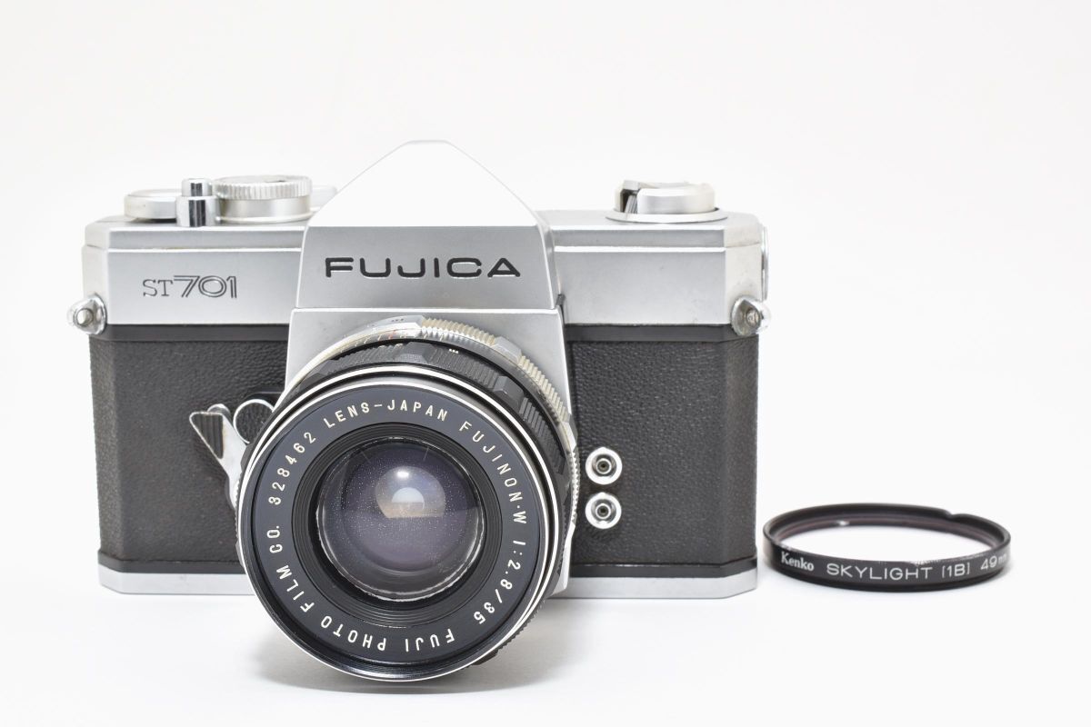 IK030304★フジカ Fujica ST701 シルバー fujinon.w 35mm F2.8 レンズセット