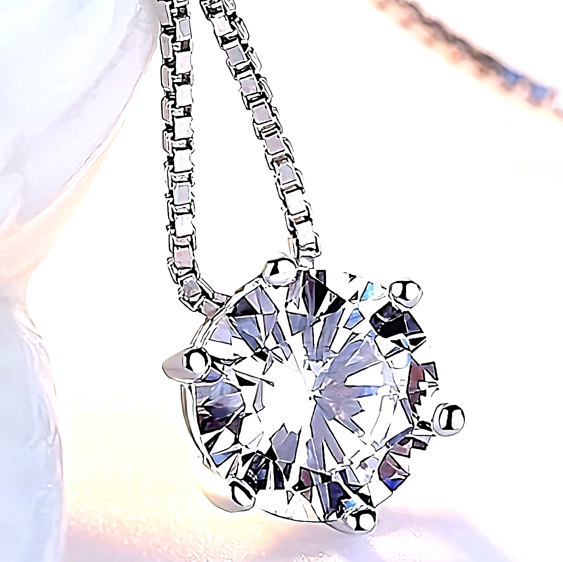 新品★送料無料★七色ダイヤモンド 1粒輝きプラチナ仕上925シルバーネックレス誕生日プレゼント旅行連休春花見祭初夏ギフト国内発送