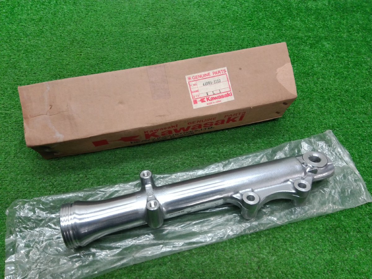 Z8D20 Z250LTD？Z250FT？フロントフォーク アウターチューブ 新品保管品 当時物 Z250FS CSR305 T BHN