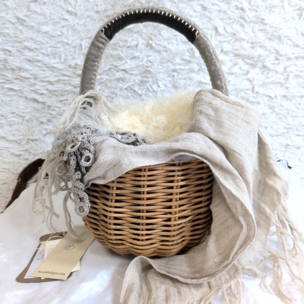 【美品/人気デザイン】 エバゴス ebagos ラビットファー付き 刺繍カゴバッグ 籠 ハンドバッグ ミラー付き ポケット収納