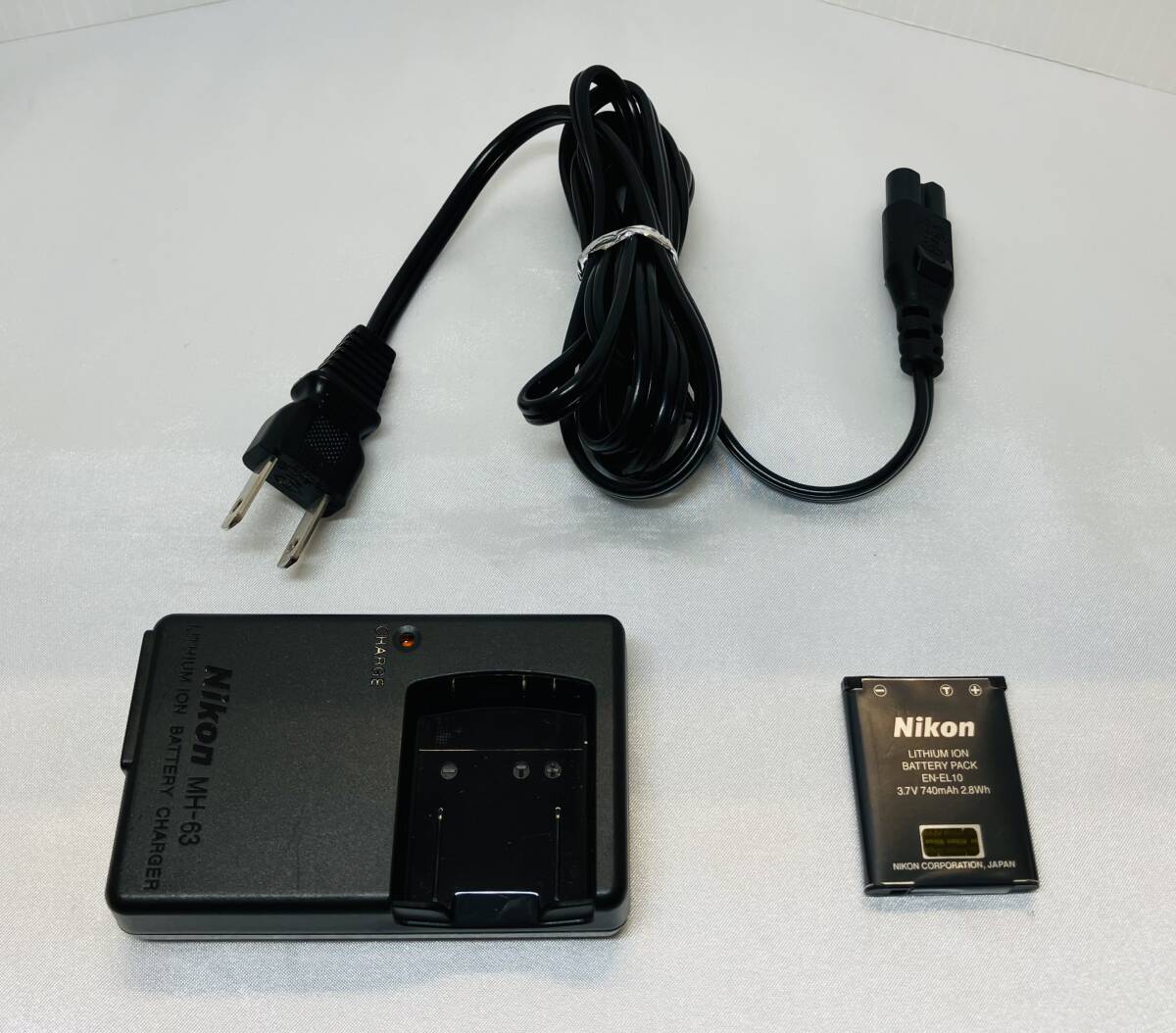□ 1円～ 現状品 Nikon ニコン 純正 バッテリー EN-EL10 専用チャージャー MH-63 ケーブル 3点セット 
