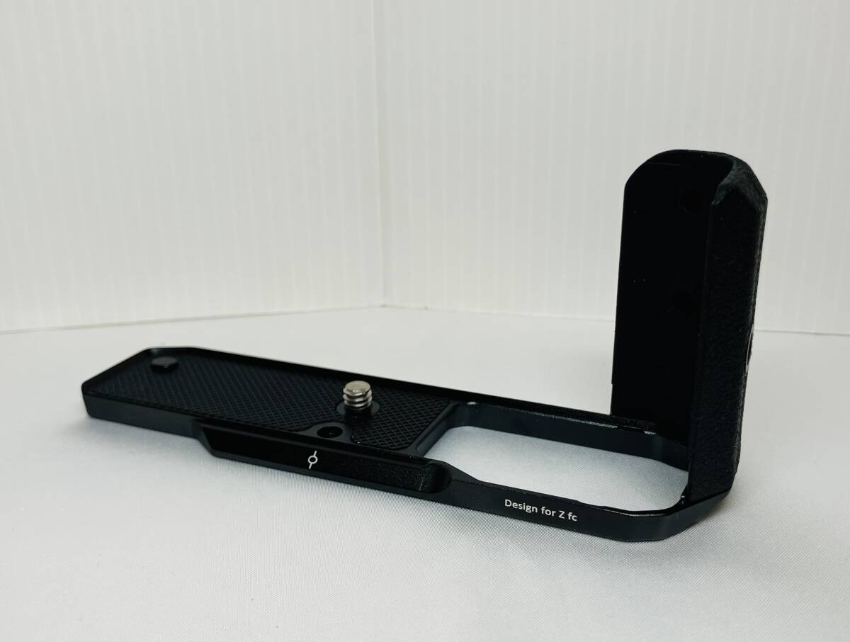 〇 1円～ 現状品 SmallRig 4263 Black for Nikon Z fc L型グリップ ハンドルグリップ アルカスイスクイックリリースプレート対応