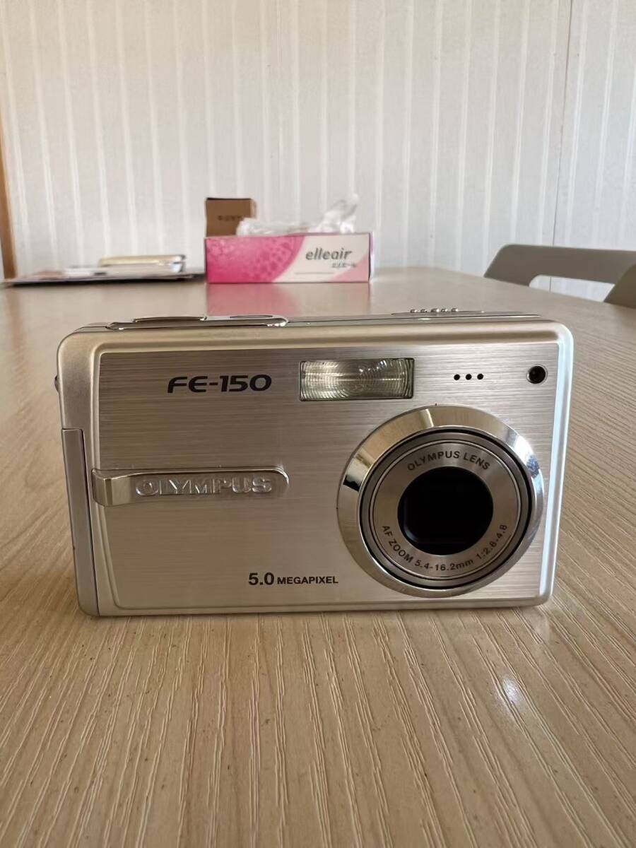 秋田発　 オリンパス Olympus FE-150 コンパクトデジタルカメラ　現状渡し