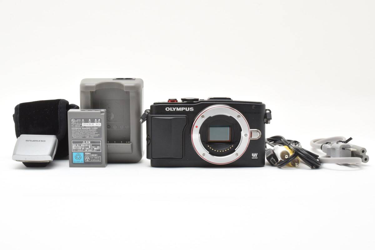【外観極上美品】 オリンパス OLYMPUS PEN LITE E-PL6 ボディ ブラック　シャッター回数637回！　#81