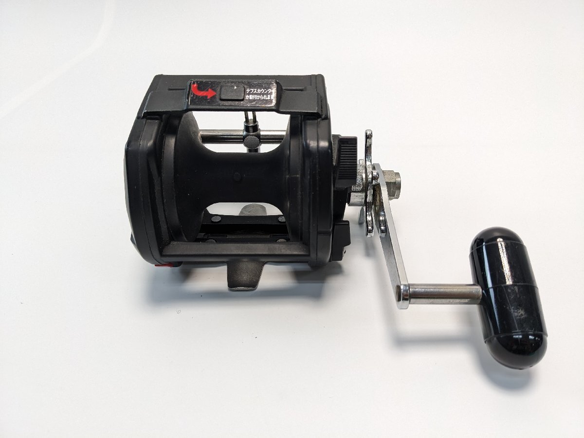 【2-1-2564】ダイワ ST-60 スーパーダイナミック 船用 両軸 ベイトリール CARBON COMPONENTS 中古品 B