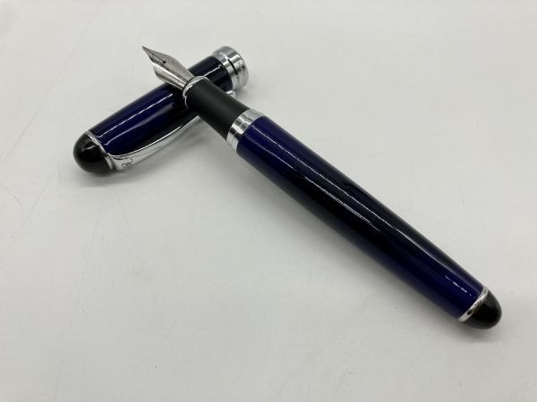 N1-238 Rosso Bianco ロッソビアンコ 万年筆 中古 美品 筆記用具