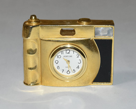 ミニチュア・カメラ型　時計　置物 b