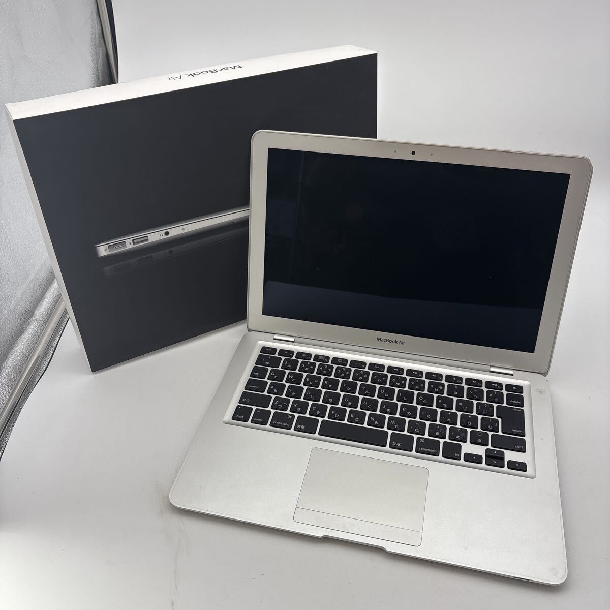 ノートパソコン本体 apple MacBook Air？13inch？ 箱入り A1304？ 2009？ シルバー アップル製品 PC 交換 修理 ジャンク品 送料無料