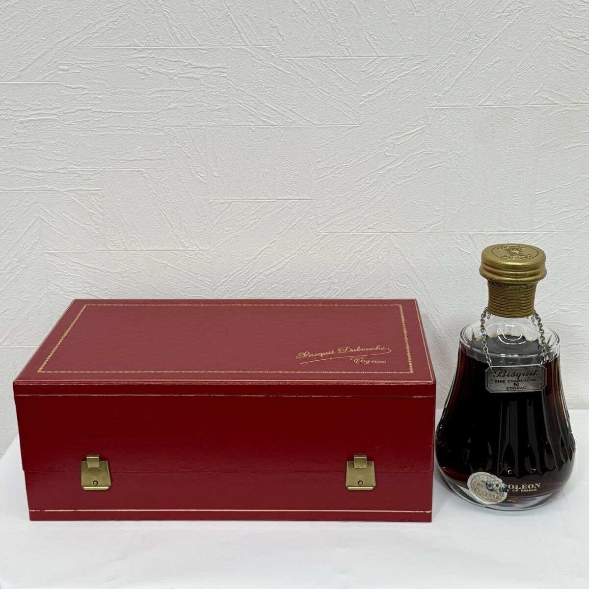 H22KZ22b 未開栓 ビスキー Bisquit ナポレオンNapoleon 700ml 40% バカラボトル Baccarat 箱付き コニャック ブランデー 古酒