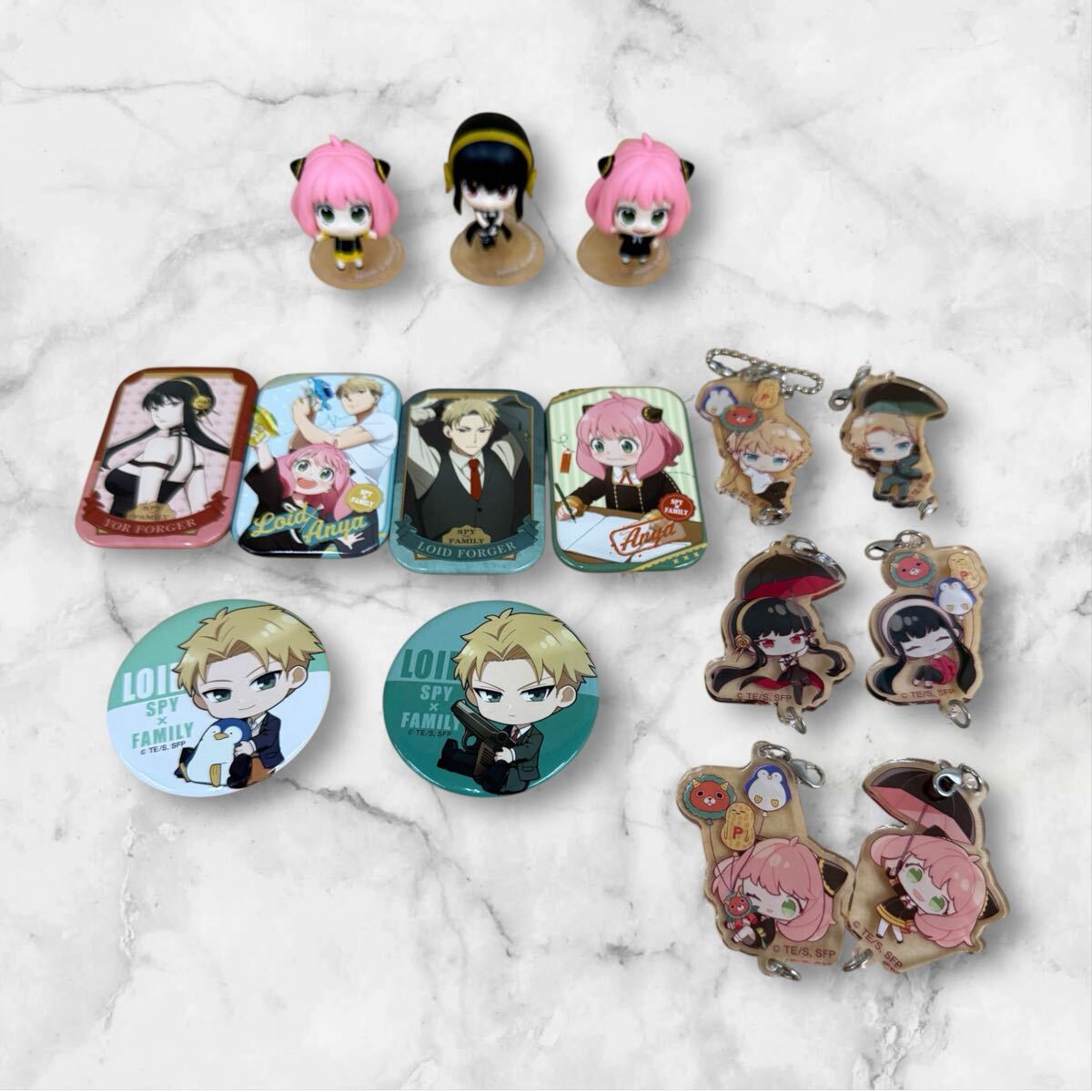 △SA SPY FAMILY スパイファミリー グッズ アーニャ 缶バッジ アクリルスタンド