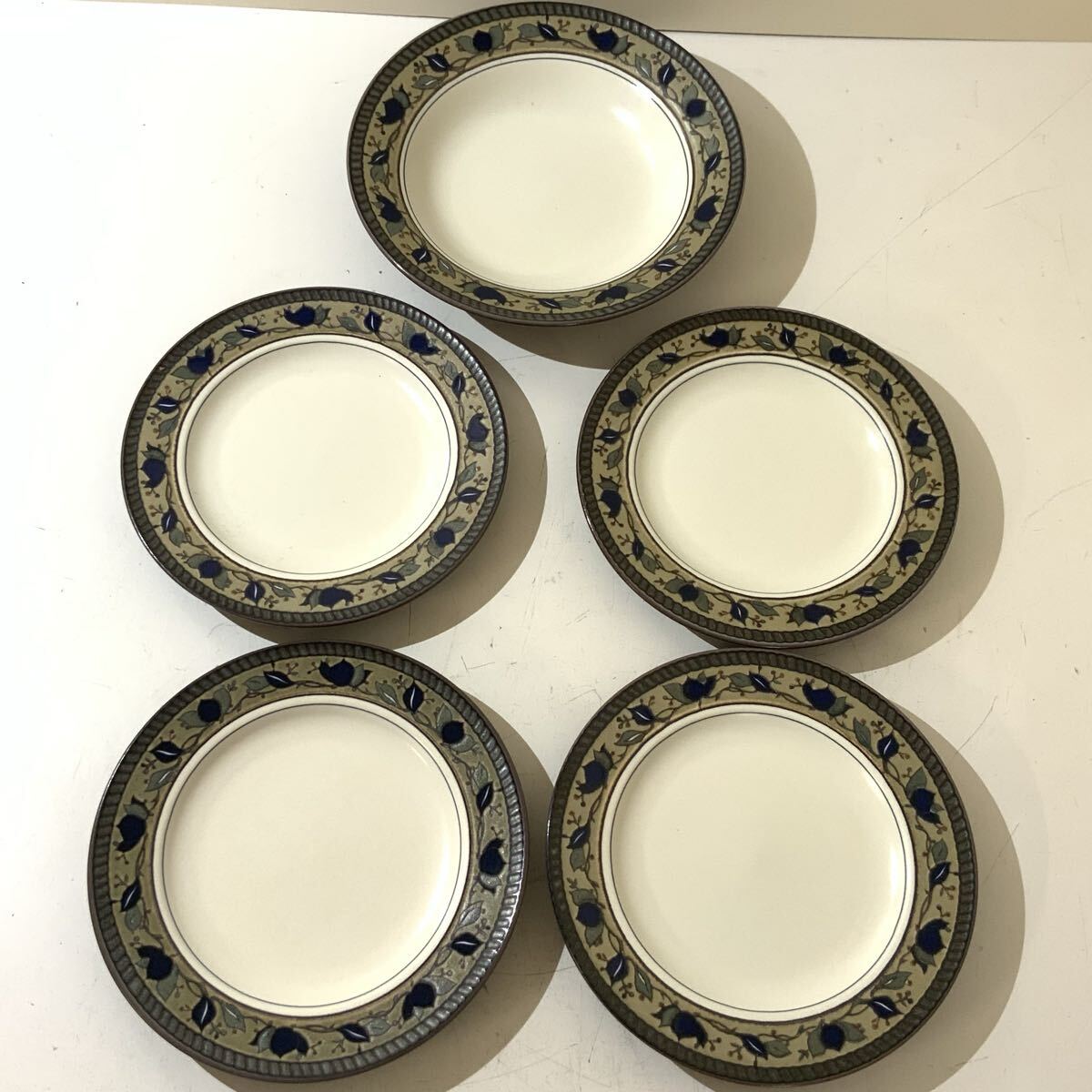 MIKASA ミカサ 皿 5枚セット Arabella アラベラ ホワイトxブラウン系 直径約24cm/21cmx4 プレート スープ皿 洋食器 保管品