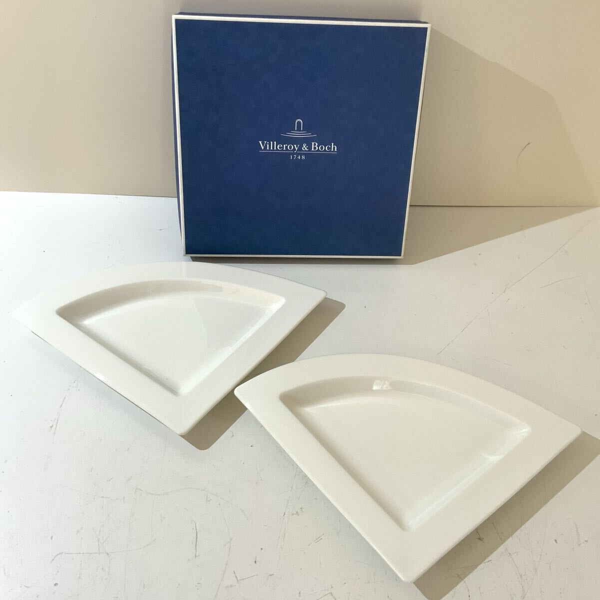 Villeroy&Boch ビレロイ&ボッホ 皿 2枚セット ニューウェーブ ホワイト 扇型 トライアングルプレート 洋食器 廃版 箱付き 保管品
